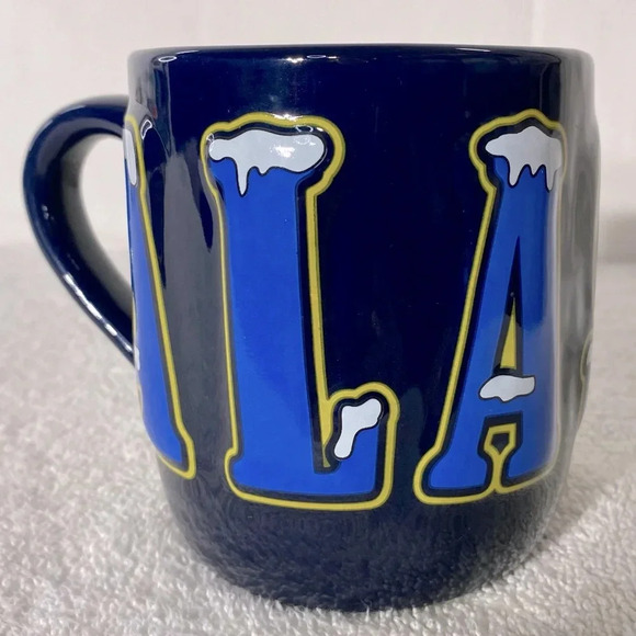 Vintage Navy Blue Ceramic Alaska Eight  Stars Of Gold On A Field Of Blue Mug - Picture 3 of 15